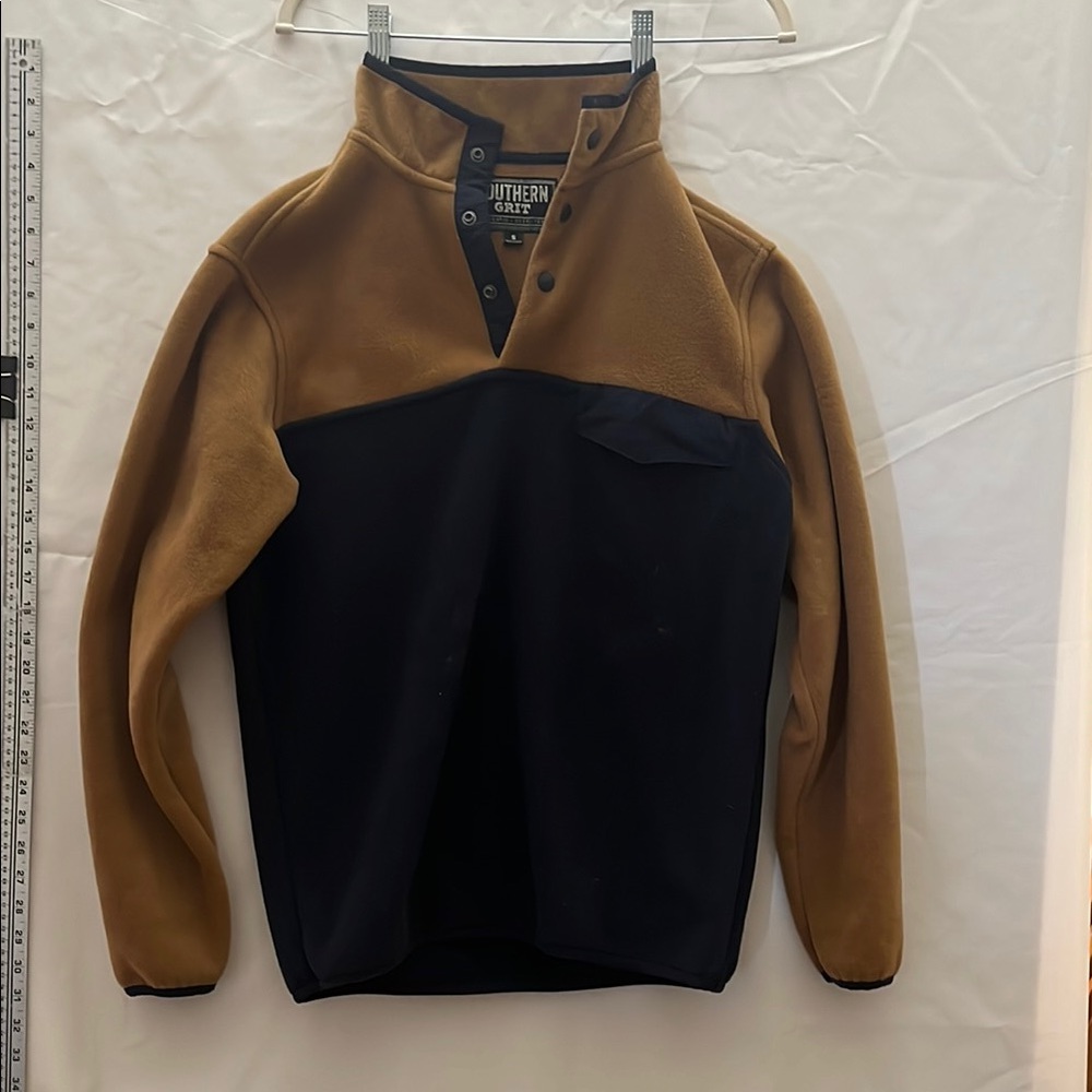 Southern Grit Pullover Fleece